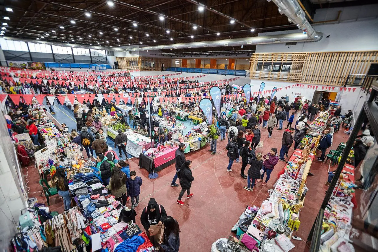 Familias accedieron a las ofertas de productos en la expo-mercado del fin de semana