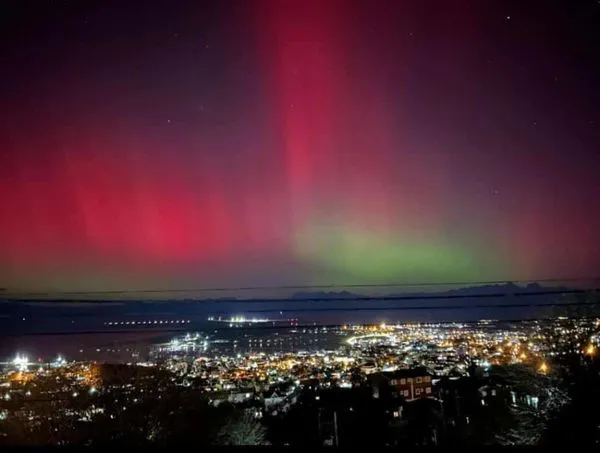 Gran espectáculo de colores en el cielo de Ushuaia y Tolhuin con la “Aurora Austral” (1)