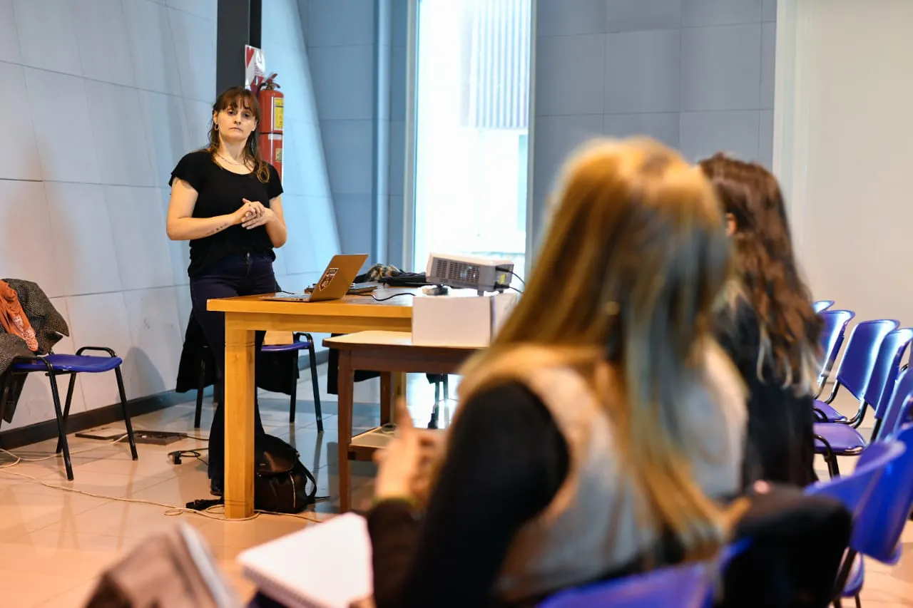 photo_5039618332415864060_y