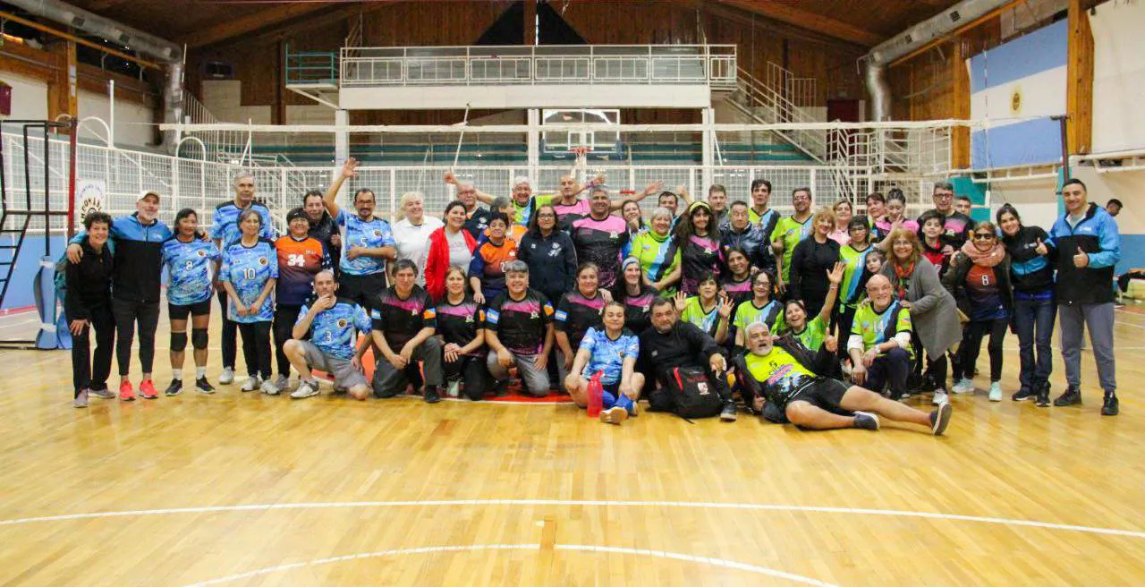 Comenzó el Río Grande la Liga Municipal de Newcom para mayores de 50 años (4)