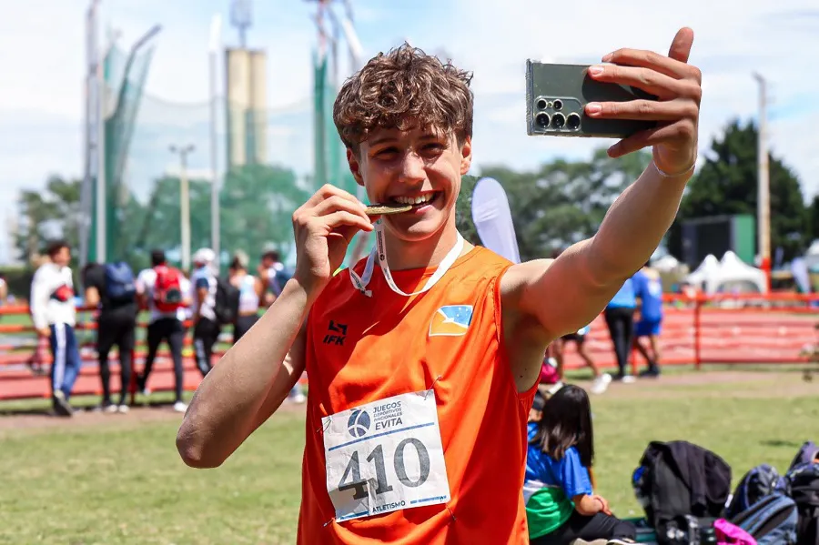 Gran jornada de deportistas fueguinos en los Juegos Nacionales Evita  (1)