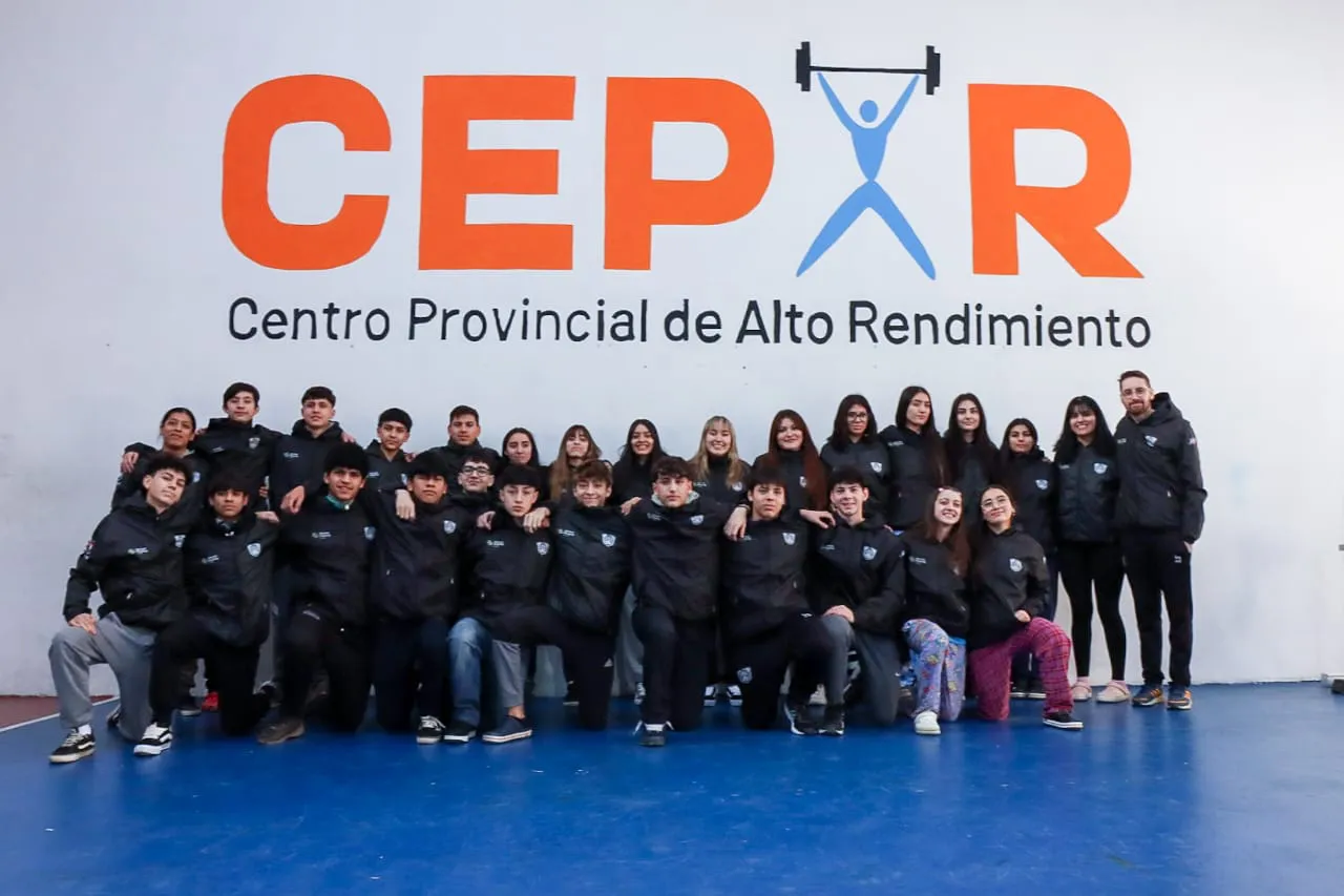 Seleccionados fueguinos viajaron a disputar torneos de diversas disciplinas deportivas