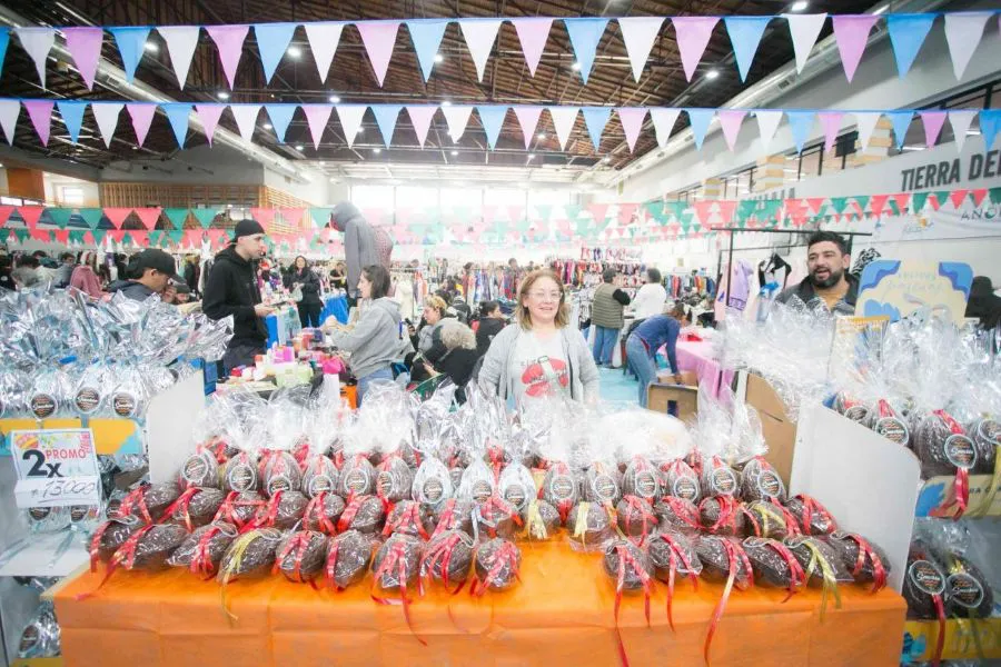 photo_5179589143339052556_y