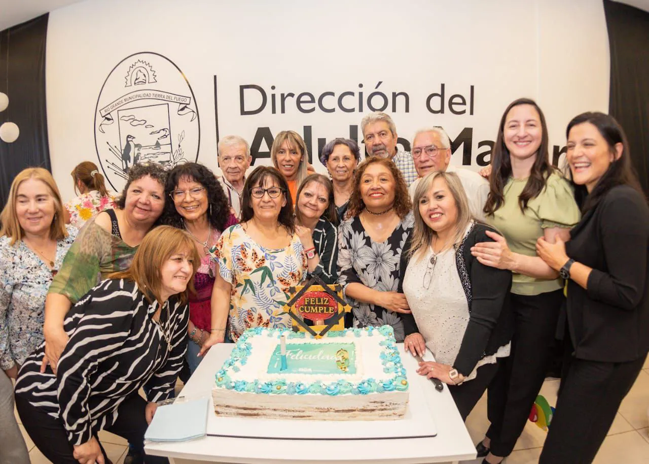 Adultos mayores celebraron un nuevo aniversario de su espacio con diversas actividades