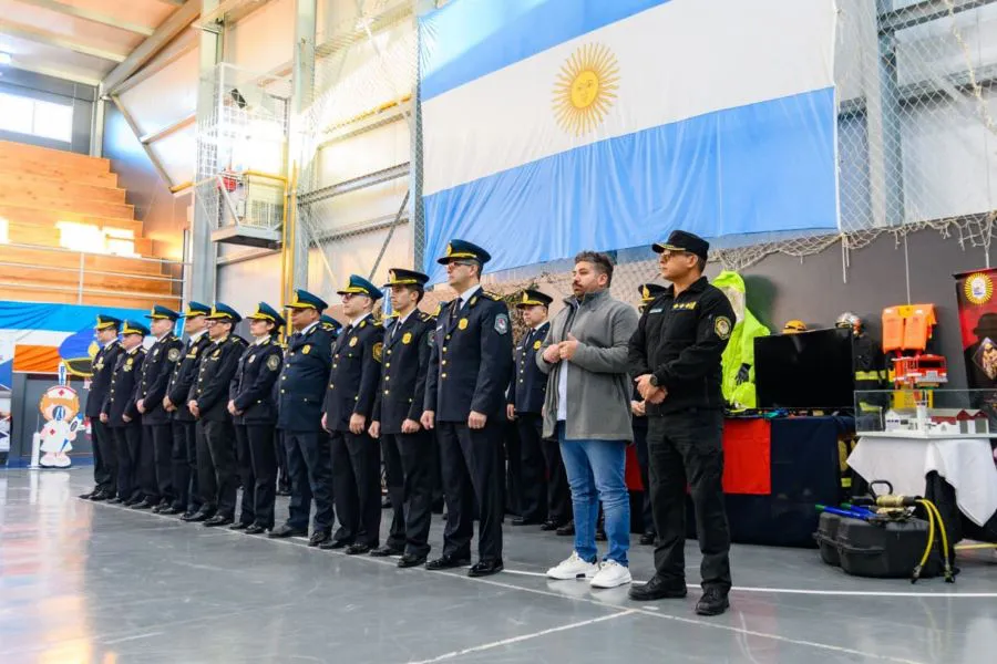 photo_4956437559060311707_y