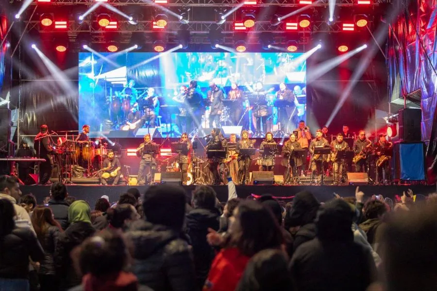 photo_5024174274268302131_y