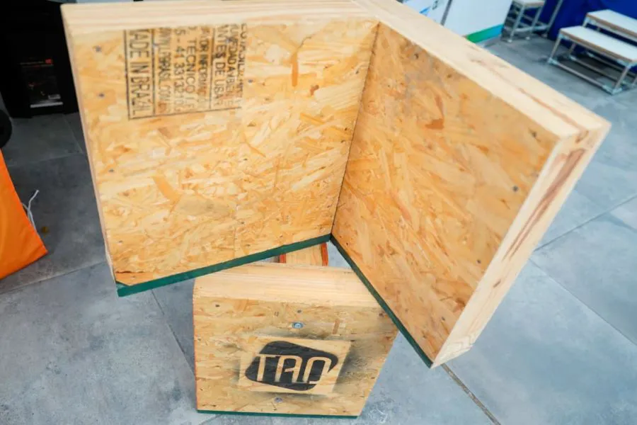 photo_4920594635341016735_y