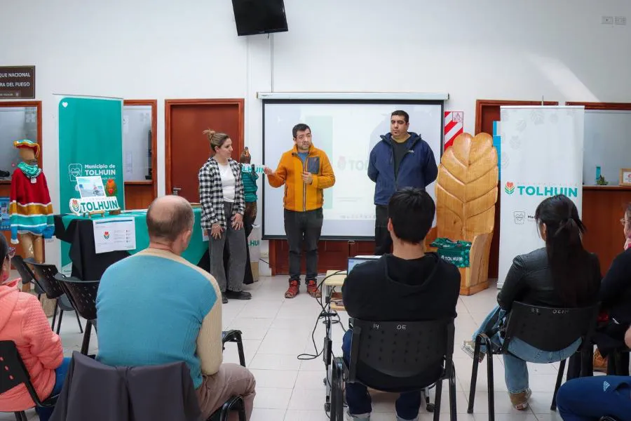 photo_5071090134777793361_y