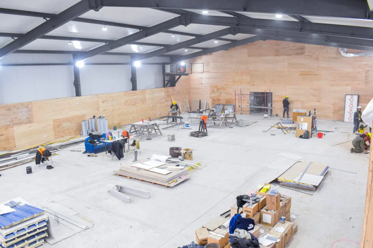 Continúan los trabajos del nuevo gimnasio del Club Garibaldi de Río Grande  (2)