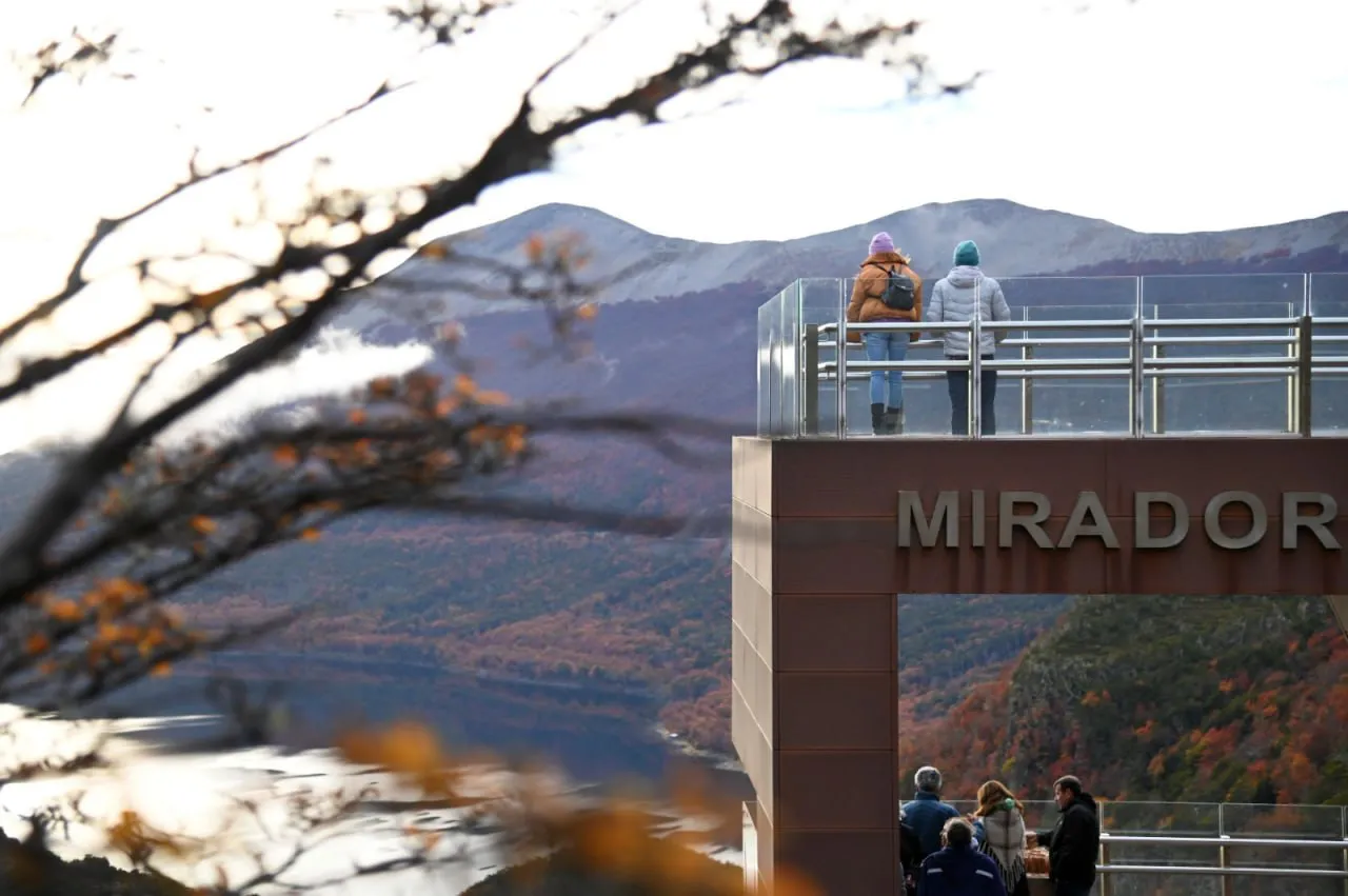 Invitan a alojamientos y agencias a sumarse al programa Otoño del Fuego (1)