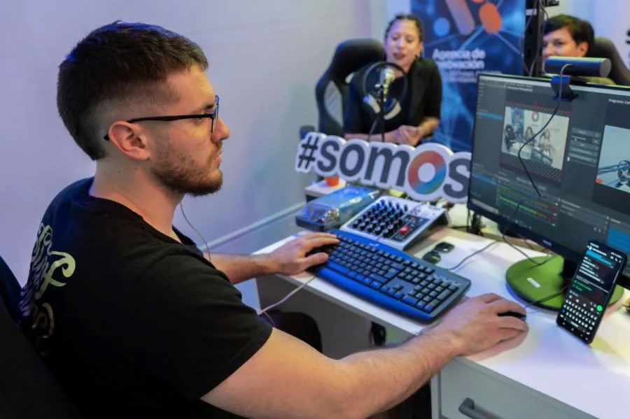 photo_5098252470026612059_y