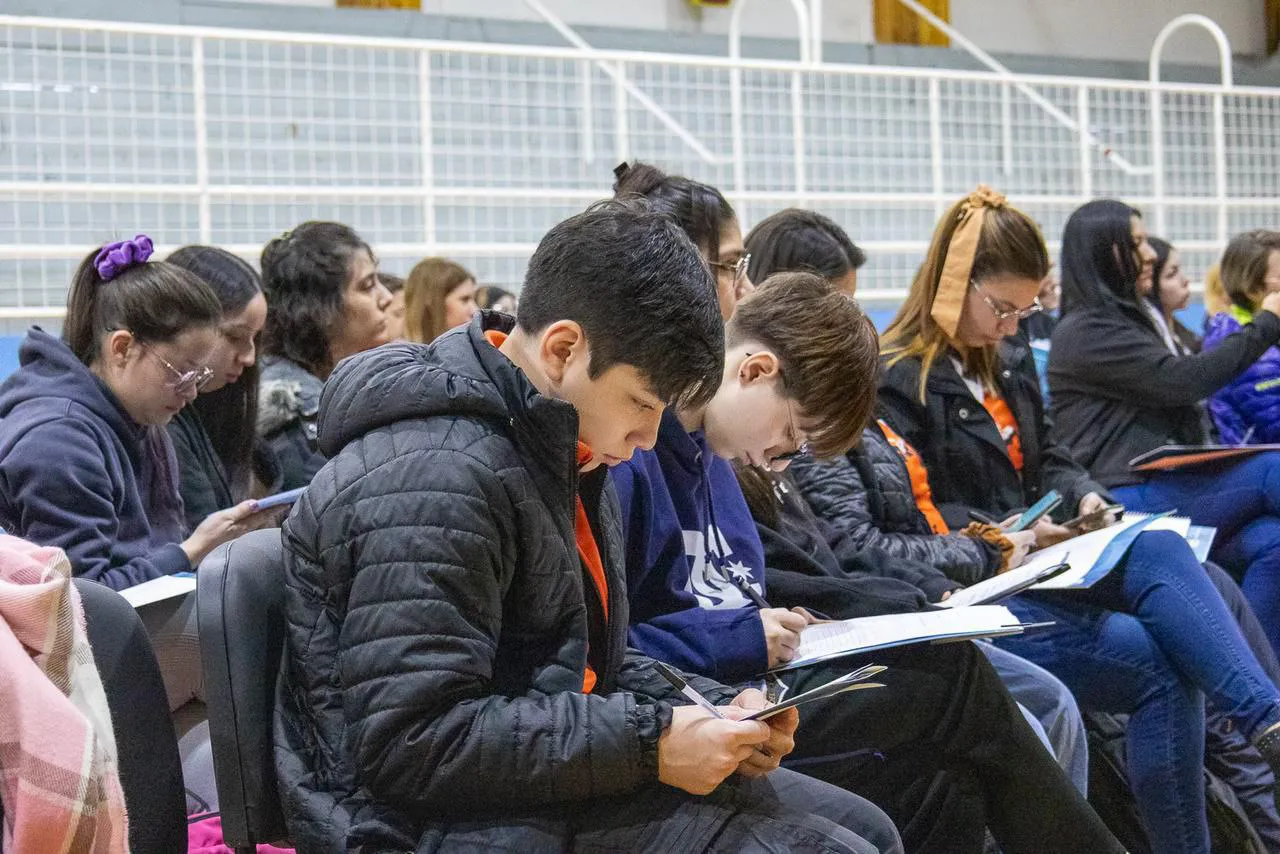Se brindó la charla “El Poder de la Psicología y la Nutrición en el Deporte” (4)