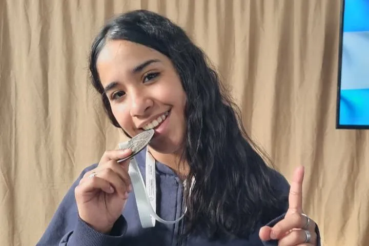 photo_5125215673419238266_x