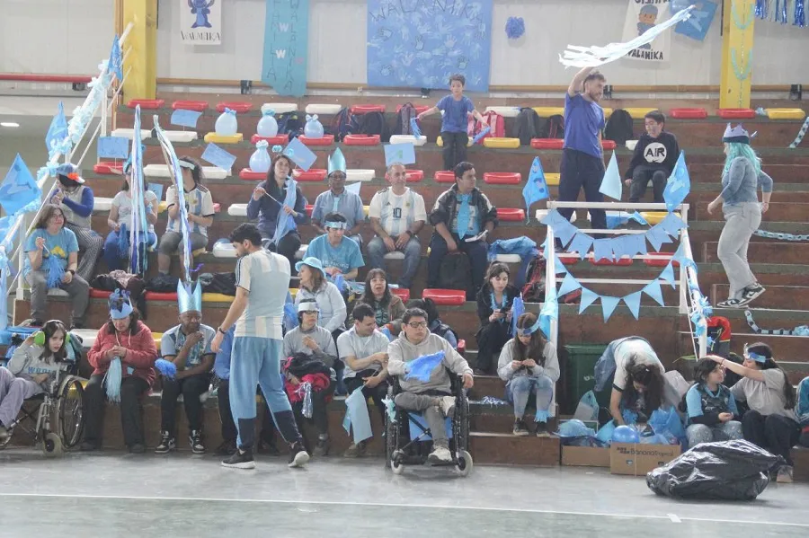 Finalizaron los juegos Inter CAAD en la Casa del Deporte de Ushuaia (2)