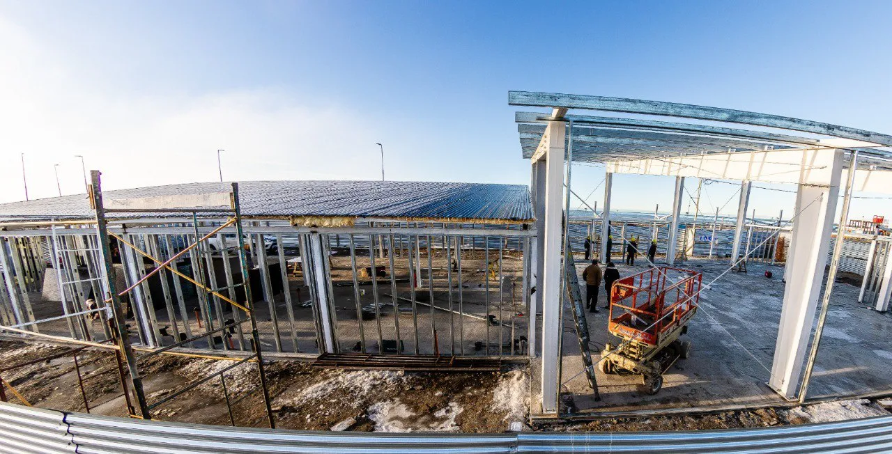 Comenzó la etapa de techado de la obra del nuevo Centro de Día Municipal