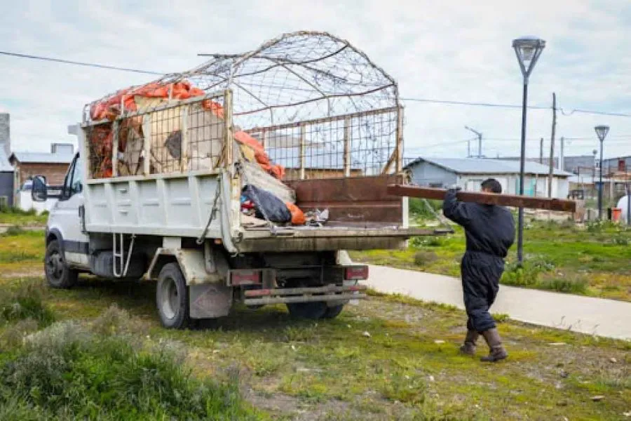 Definen el nuevo cronograma del servicio de recolección de residuos voluminosos