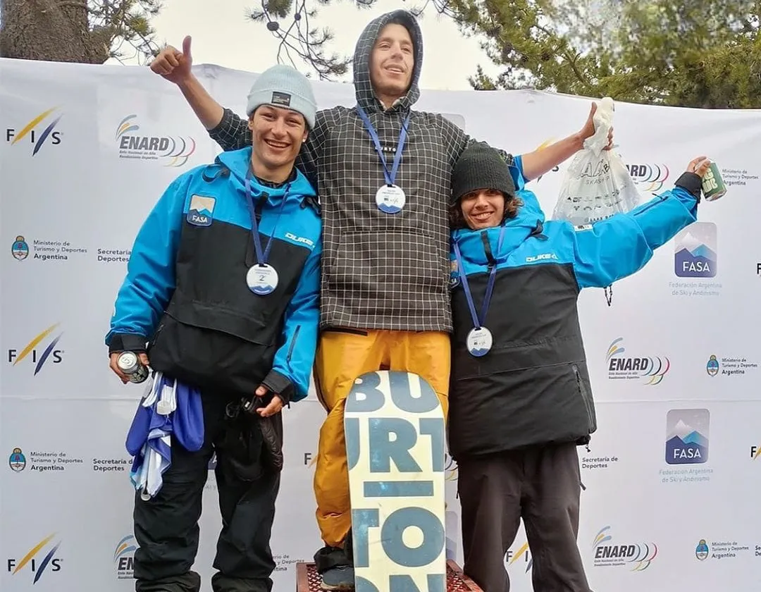 El fueguino Valentín Moreno logró el segundo puesto en el sudamericano de Freestyle