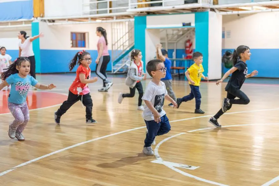 photo_5053158908309998379_y