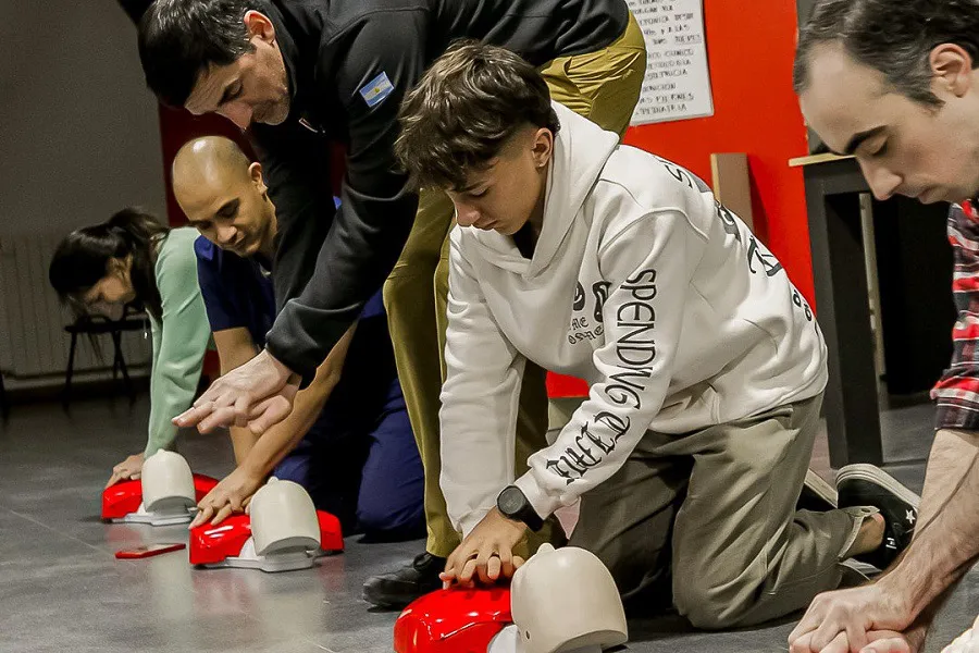 Brindaron una jornada de capacitación en RCP en la sede de la UNTDF de Ushuaia