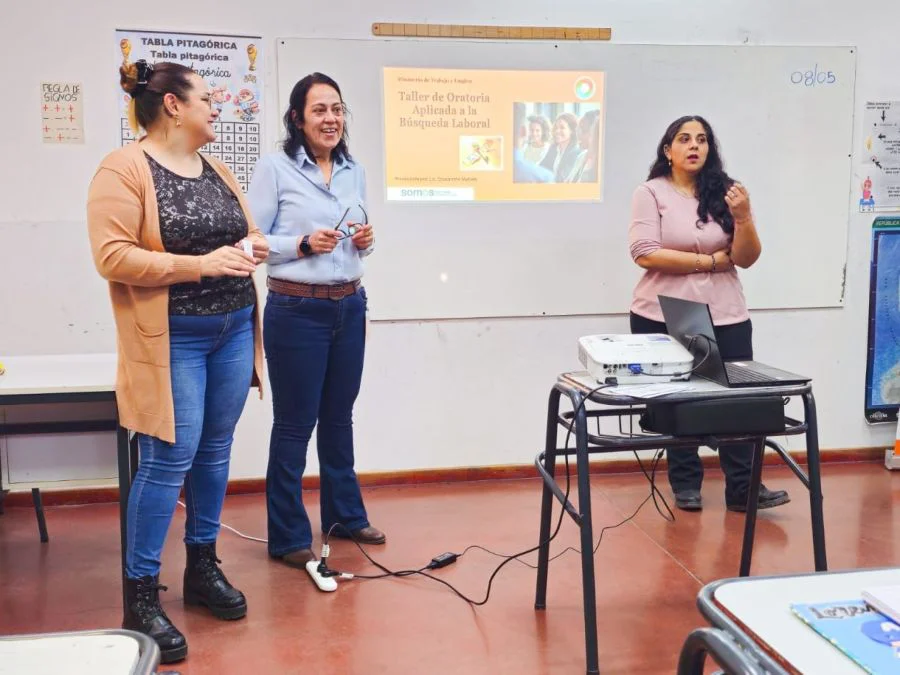 Nuevos talleres de armado de curriculum, oratoria y entrevista laboral en Ushuaia