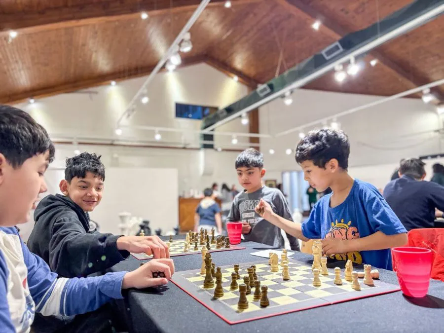 photo_5161635398357725733_y