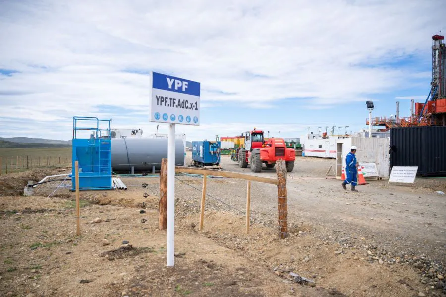 photo_5066707374055295804_y