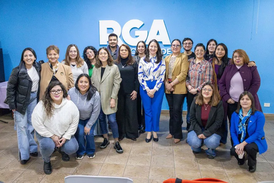 photo_5042304027005661270_w