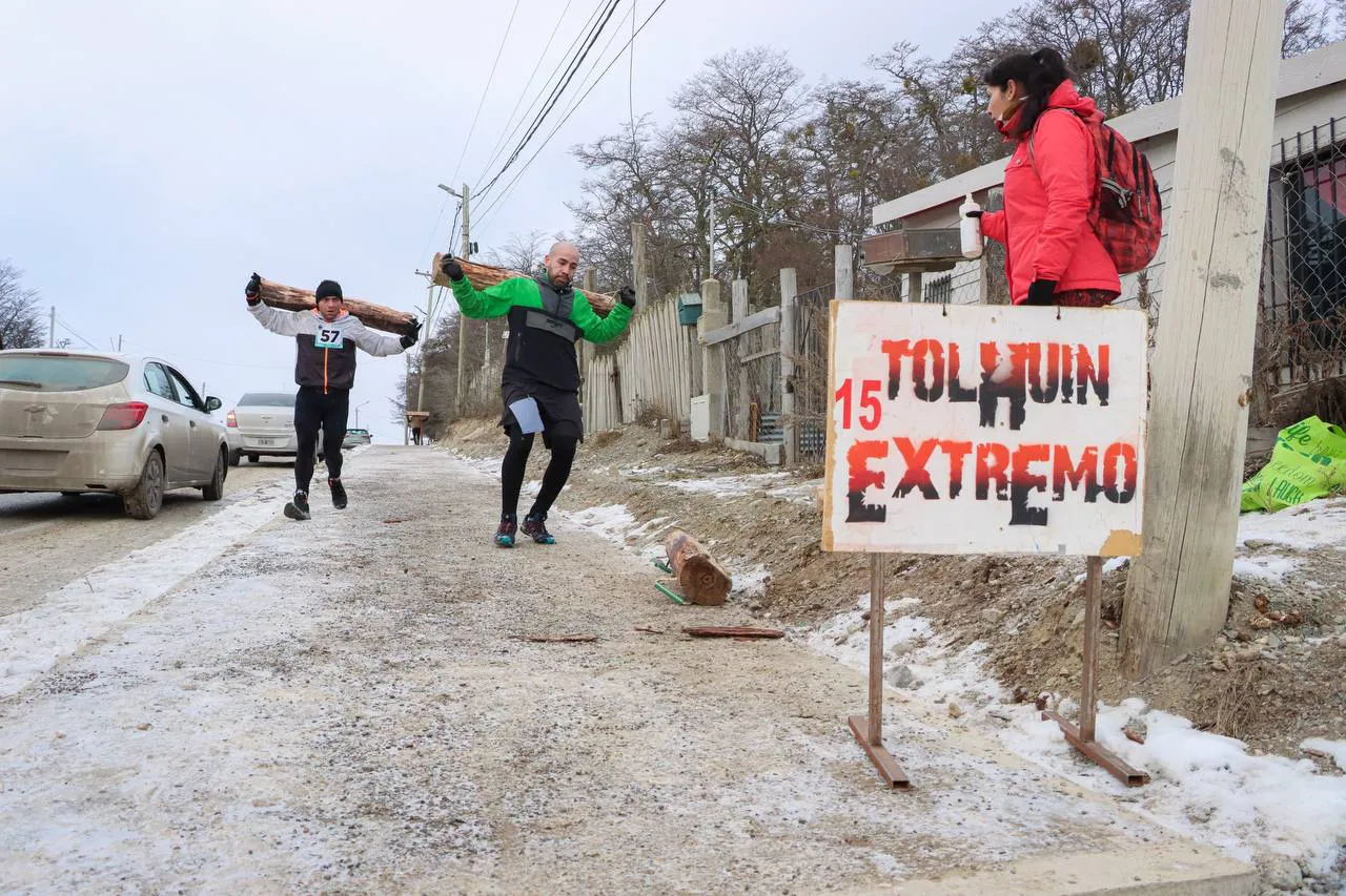 70 deportistas participaron del desafío más austral “Tolhuin Extremo Bajo Cero” (4)