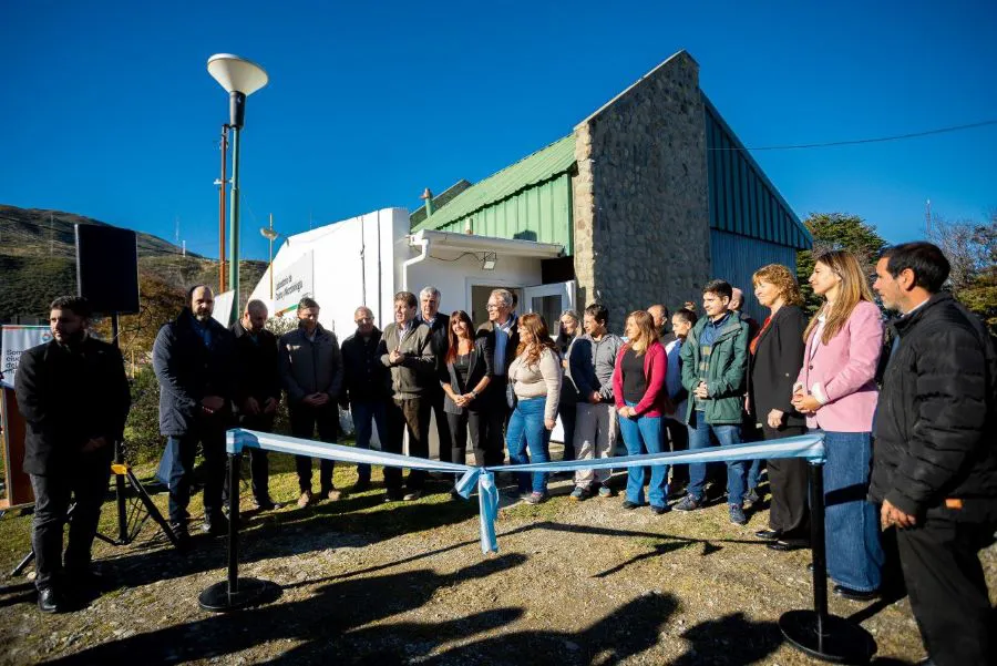 photo_5163471604250947249_y