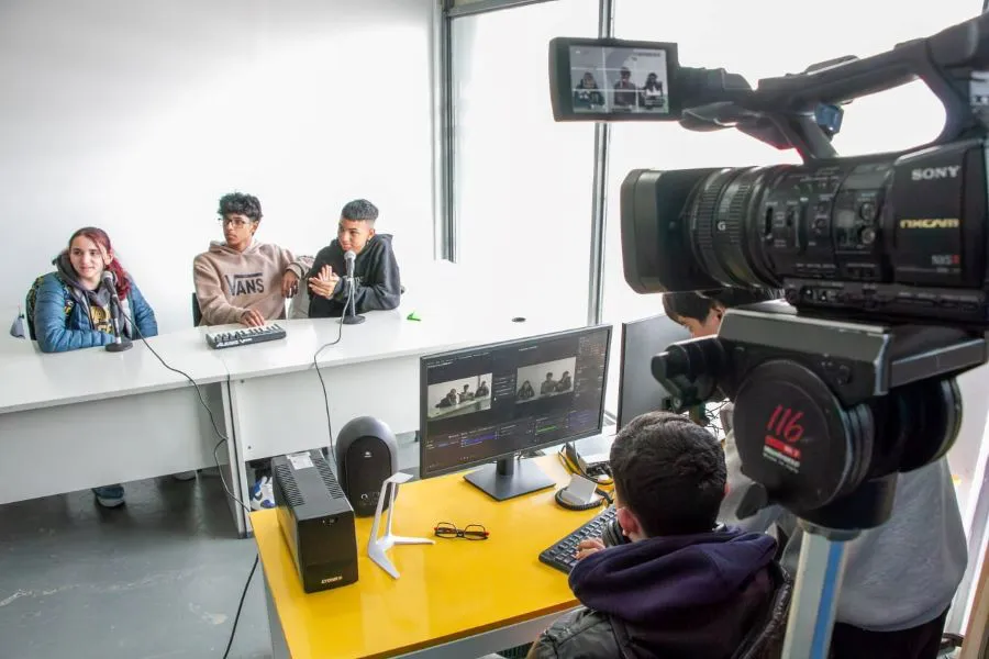 photo_4945460631972809537_y