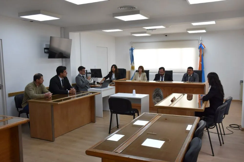 photo_4922824998976687010_y (1)