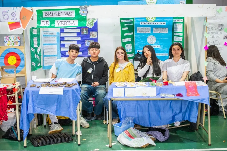 photo_5046625515724713968_y