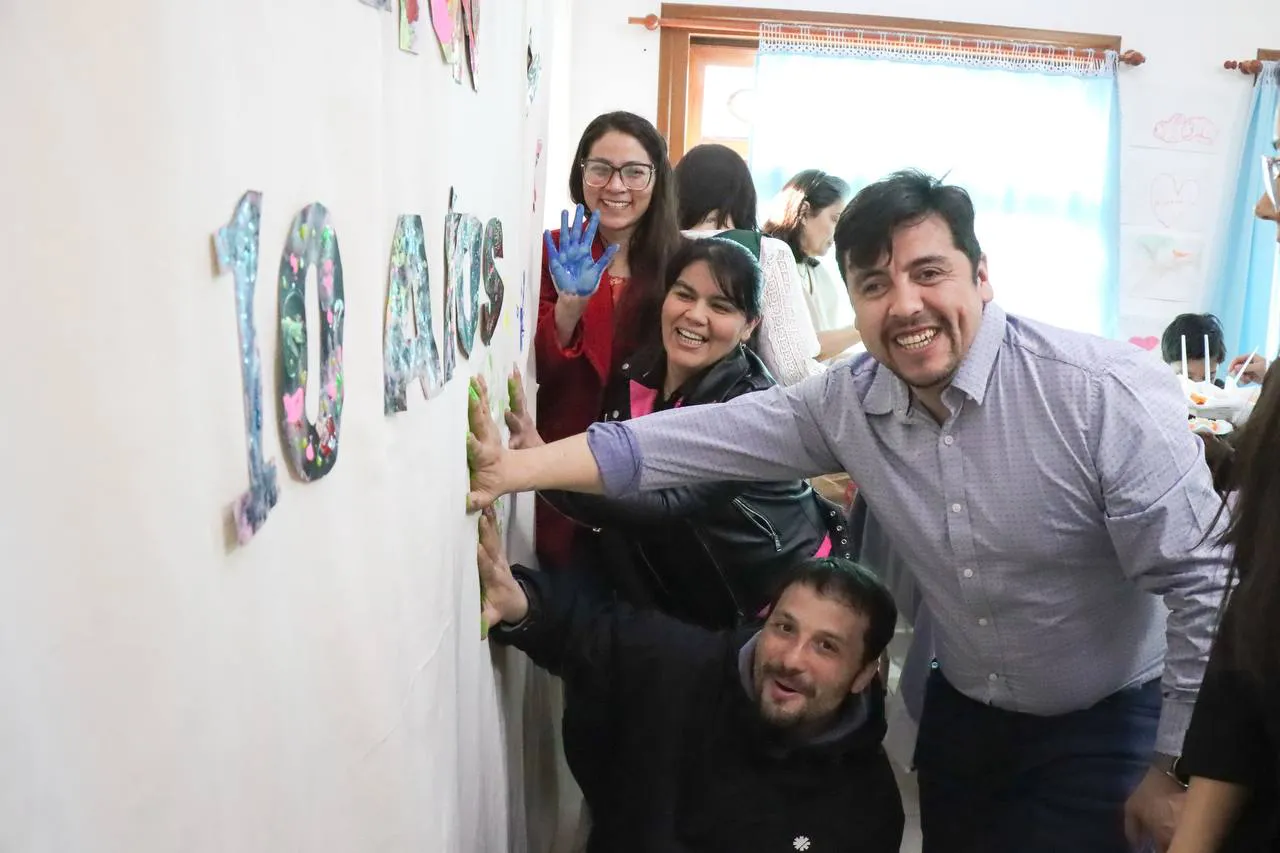 La Escuela Especial N°4 “Jainén” celebró sus 10 años en la ciudad de Tolhuin  (2)