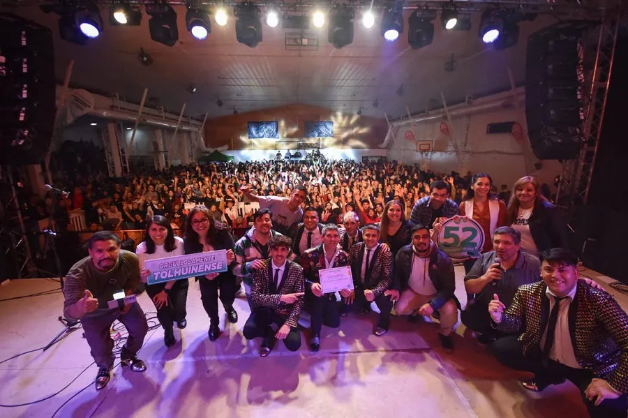 Los Charros encabezaron los festejos por el 52° Aniversario de la ciudad de Tolhuin  (3)