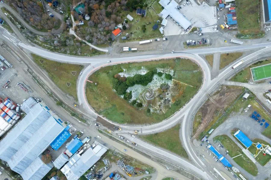 photo_5154702668306951987_y