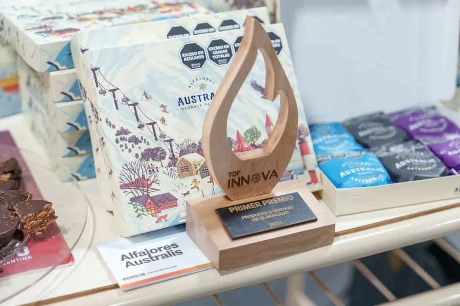 photo_4911446715777790340_y