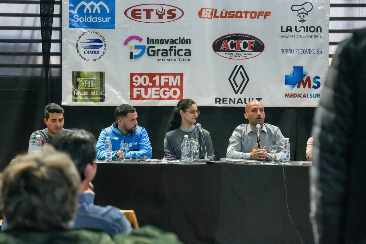 photo_5073681413097761757_y