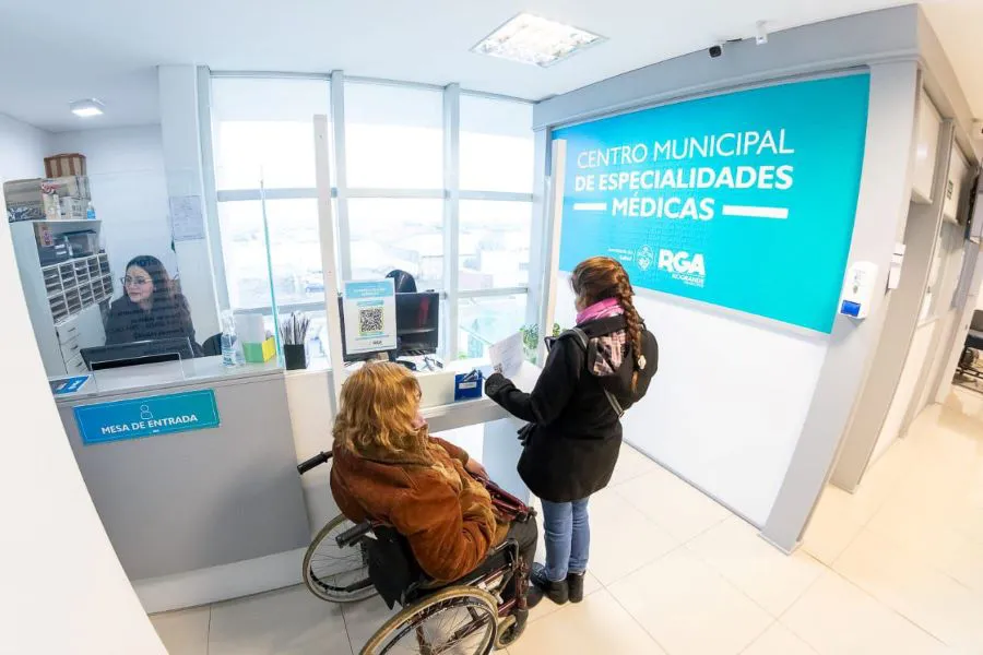 El Centro de Especialidades Médicas comienza a brindar el servicio de Urología