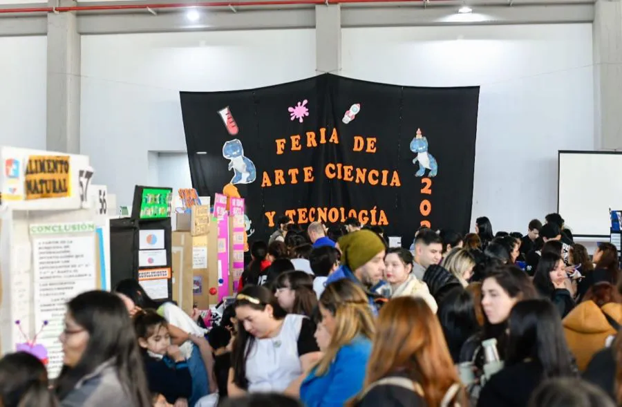 photo_5143337441812393969_y