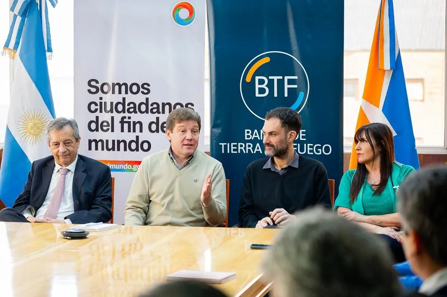 Las líneas de créditos para taxistas y remiseros surgieron ante las necesidades del sector