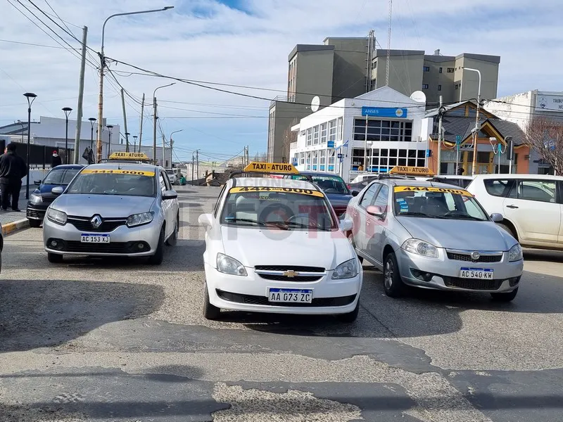 Aumentaron las tarifas del servicio de taxis en la ciudad de Río Grande un 62