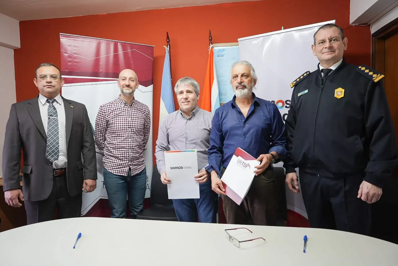 Efectivos de seguridad podrán culminar la licenciatura en Seguridad Pública en la UNTDF (1)