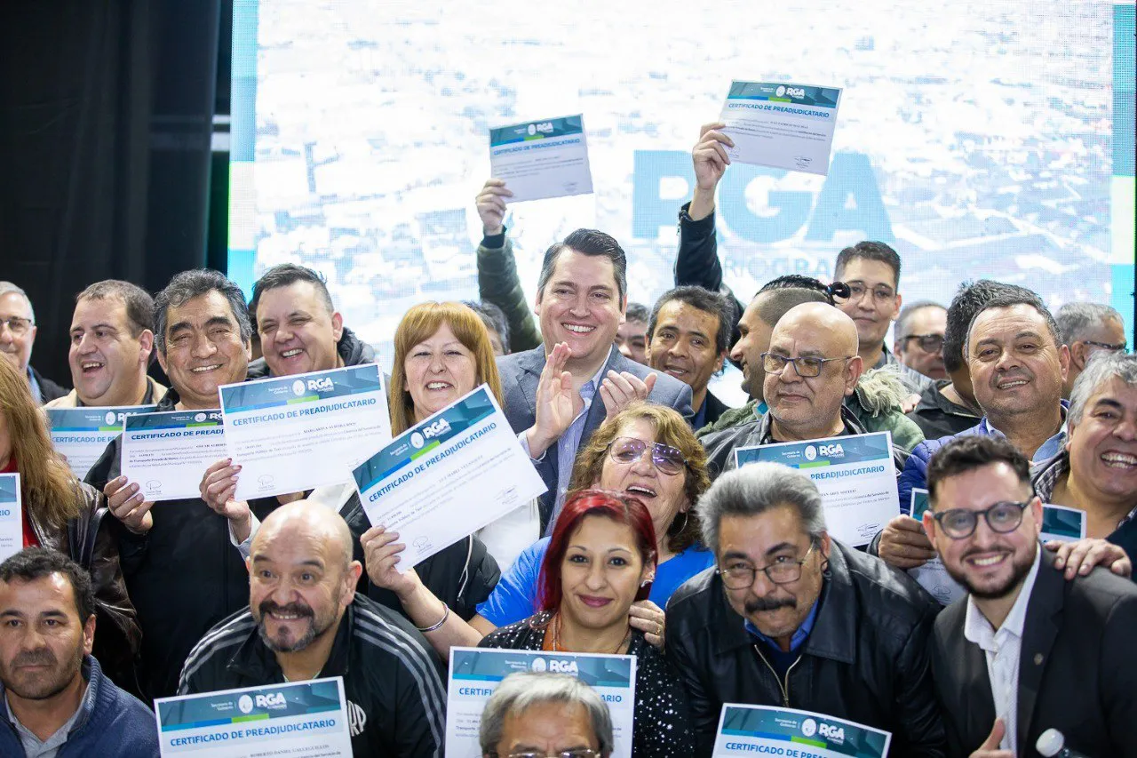 “Luego de 17 años, el municipio de Río Grande vuelve a entregar licencias” (2)