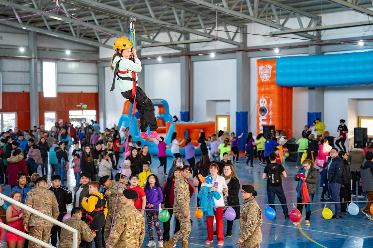 Vecinos celebraron el cumpleaños de la Casa de la Alegría con diversas actividades (1)