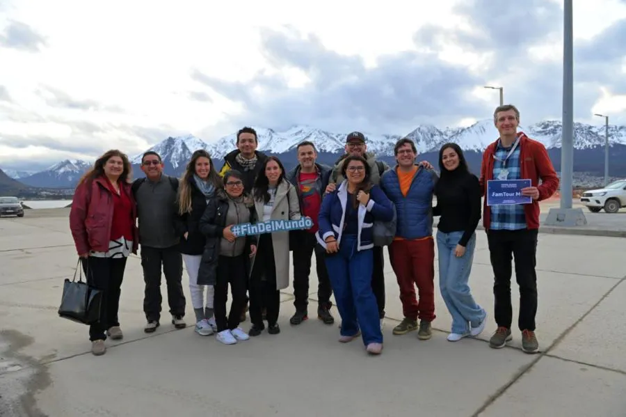 photo_5078217418253381628_y