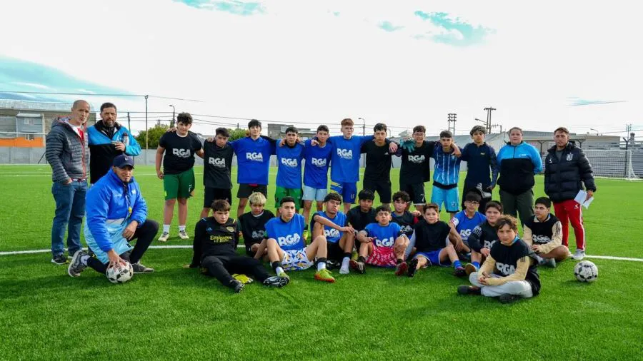 photo_5062341861917699696_y