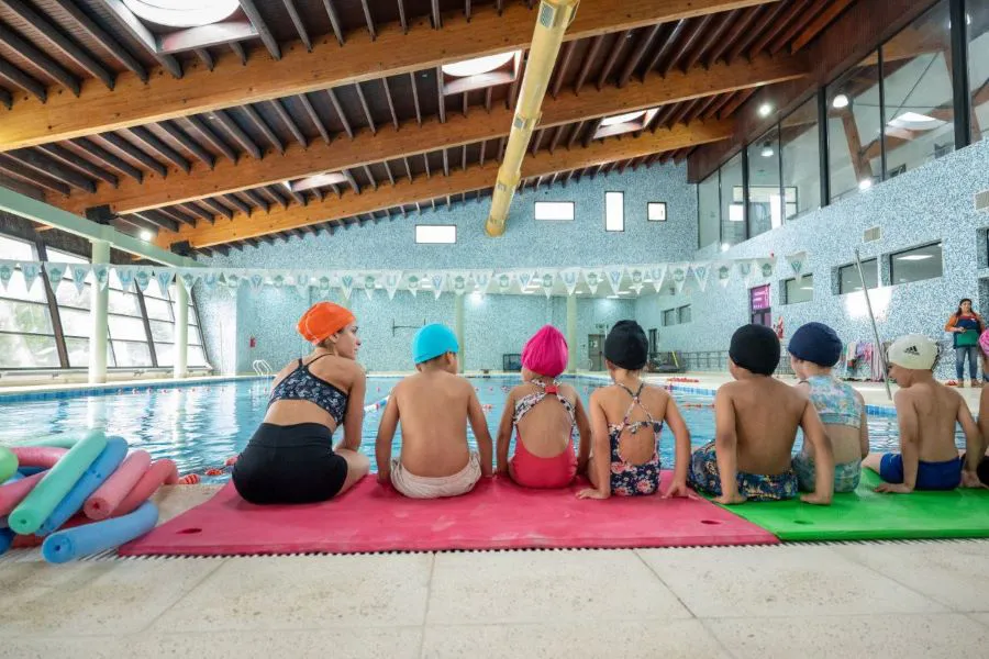 photo_5084922278814265052_y