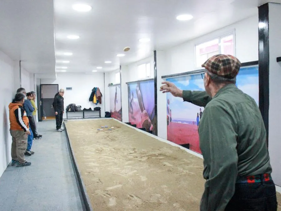 photo_5028551022032826024_y