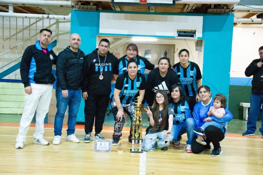 photo_4965570759770615997_y