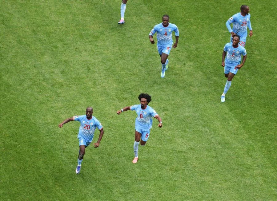 Congo lo dio vuelta, venció a Uzbekistán y se metió en 16avos de final